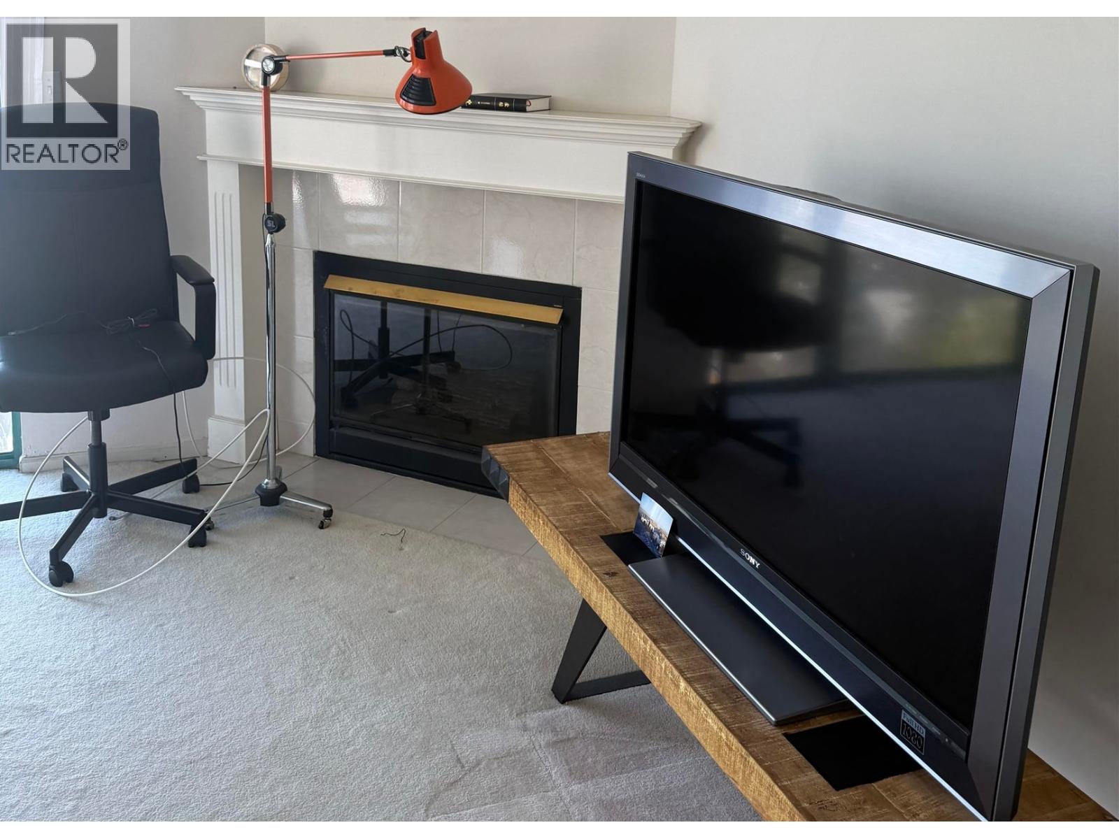 903 8280 Westminster Highway, Richmond, British Columbia  V6X 3W3 - Photo 3 - R3115245