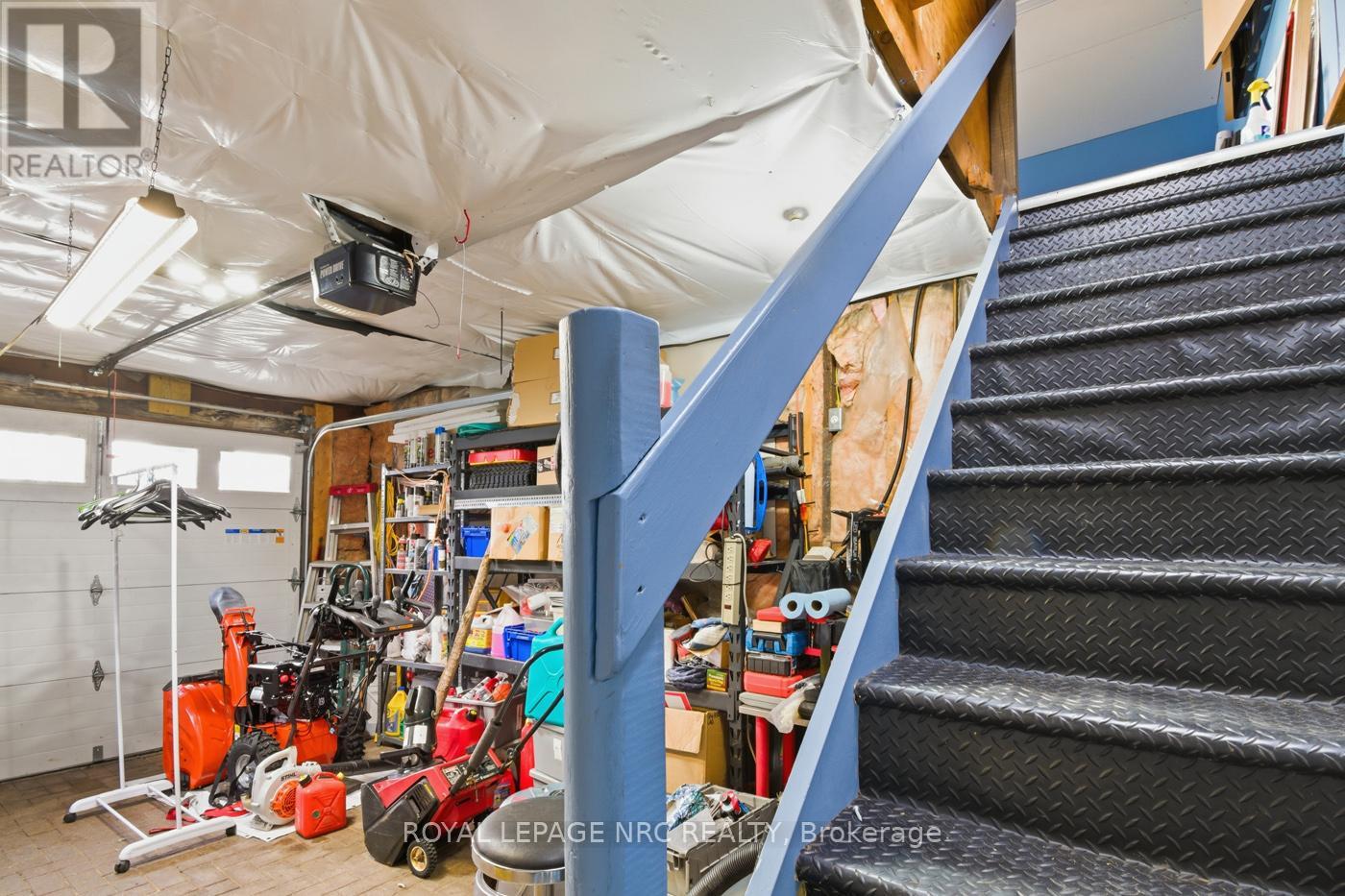 85 Pine Street S, Thorold, Ontario  L2V 3L8 - Photo 8 - X12837418