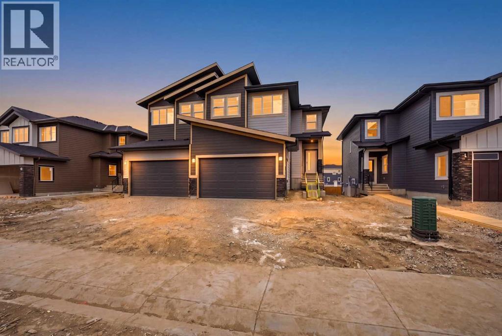 30 Waterford Mews, Chestermere, Alberta  T1X 3B4 - Photo 1 - A2305577