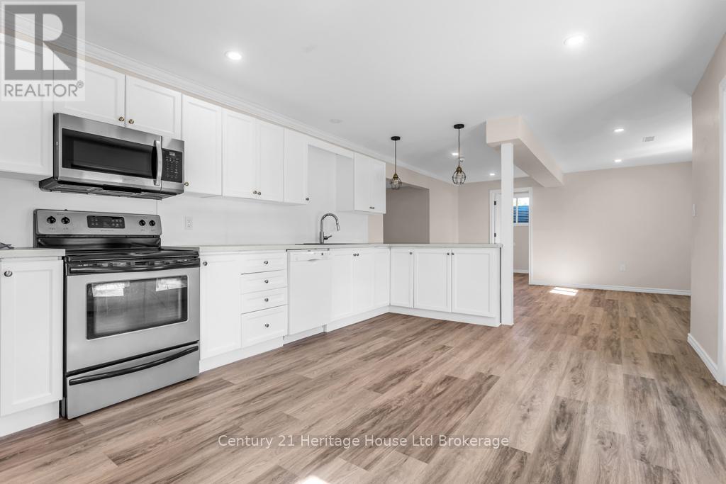 25 Baker Street, Norfolk, Ontario  N0E 2A0 - Photo 22 - X13050834