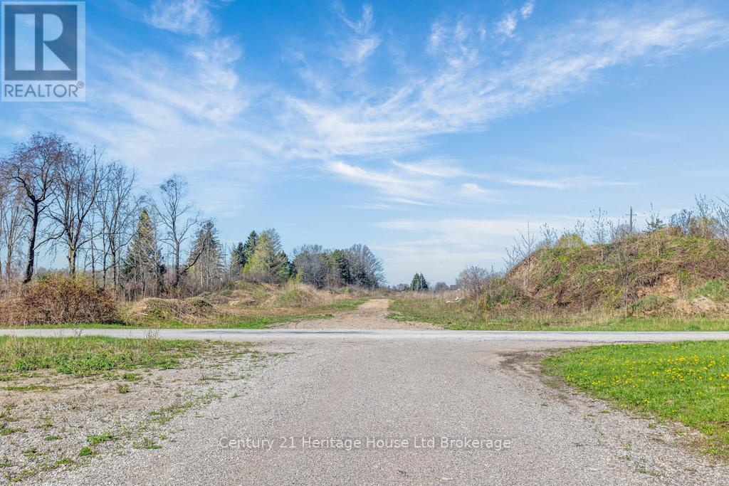 25 Baker Street, Norfolk, Ontario  N0E 2A0 - Photo 41 - X13050834