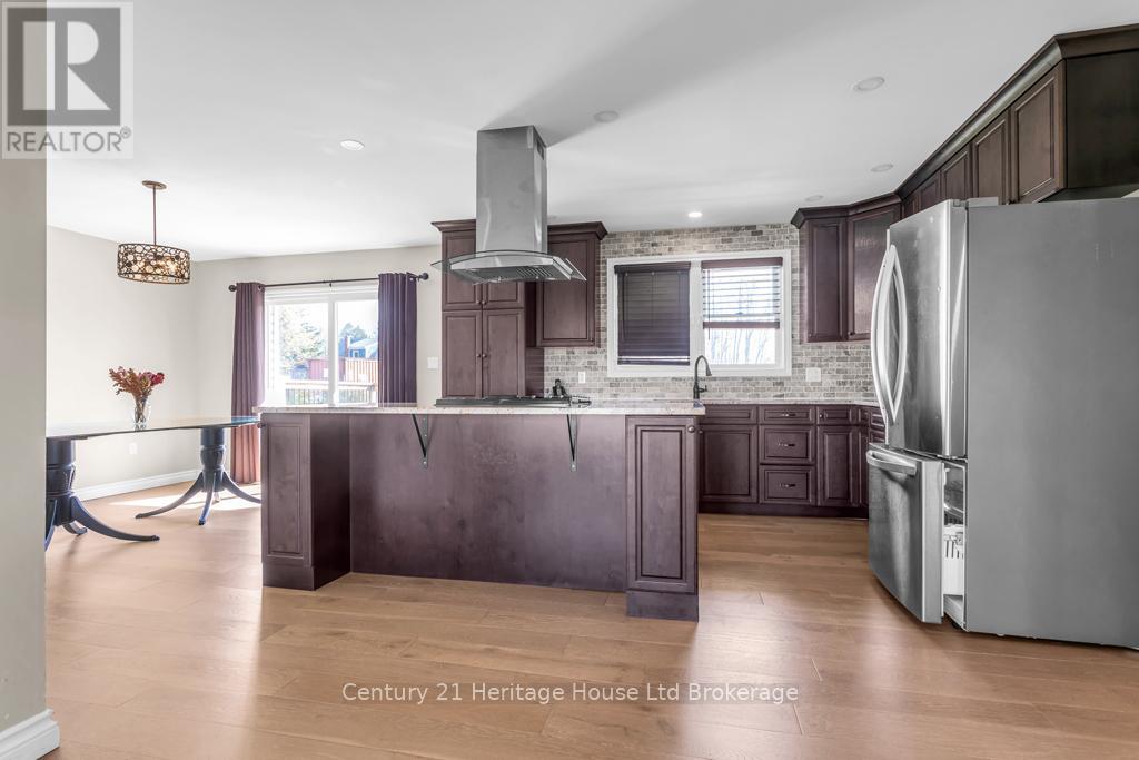 25 Baker Street, Norfolk, Ontario  N0E 2A0 - Photo 6 - X13050834