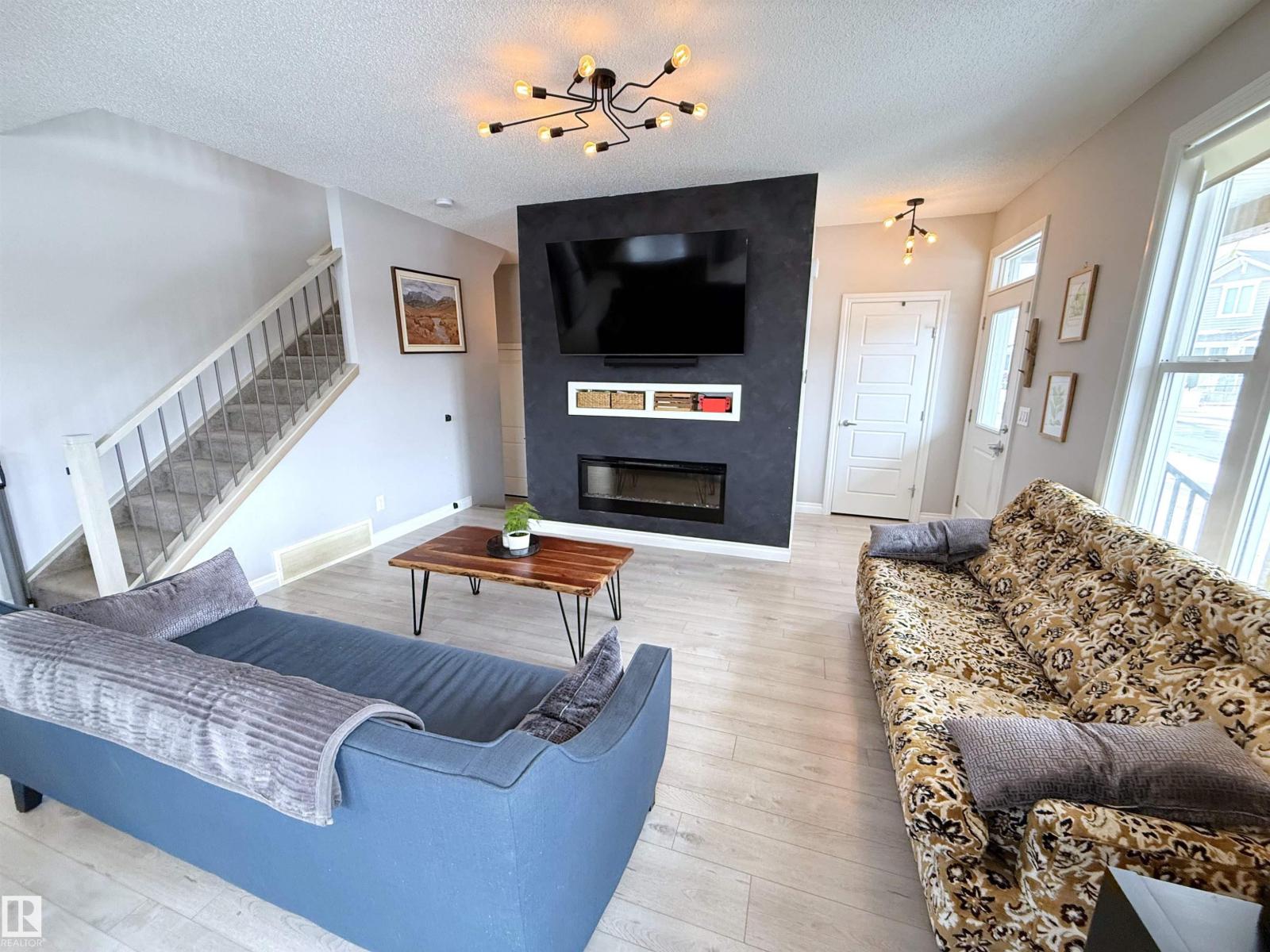 1807 202 St Nw, Edmonton, Alberta  T6M 0X9 - Photo 2 - E4484279