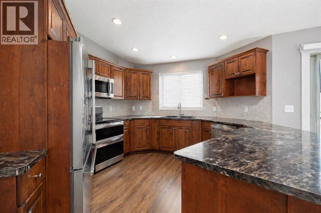 224 Shetland Garden, Fort Mcmurray, Alberta  T9H 5M5 - Photo 5 - A2280388