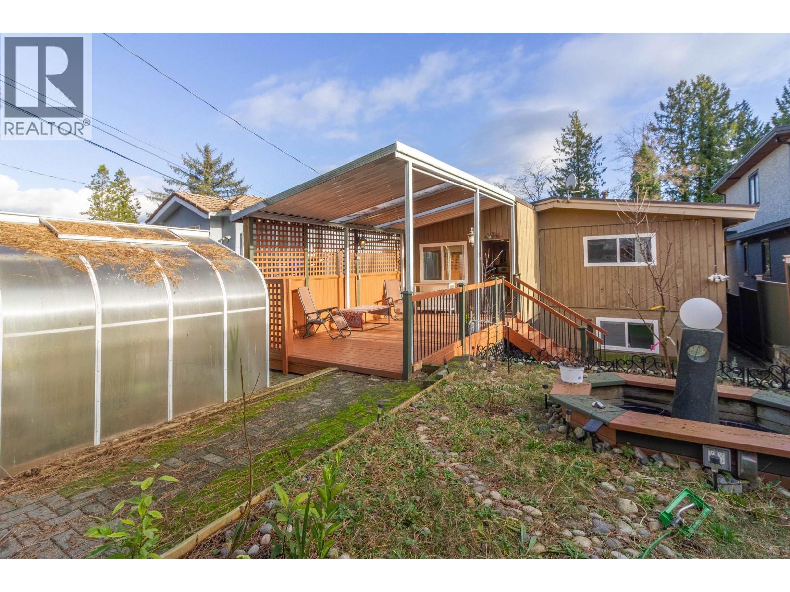 111 N Fell Avenue, Burnaby, British Columbia  V5B 1L3 - Photo 36 - R3075964