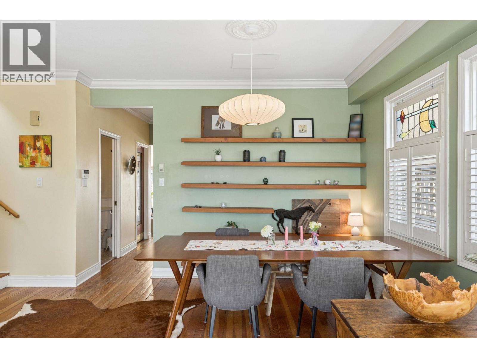 408 E 2nd Street, North Vancouver, British Columbia  V7L 1C8 - Photo 11 - R3116399