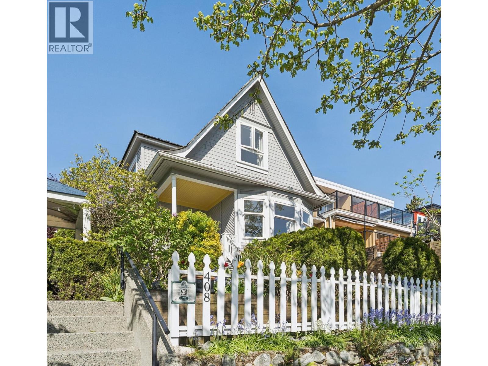 408 E 2ND STREET, North Vancouver, British Columbia