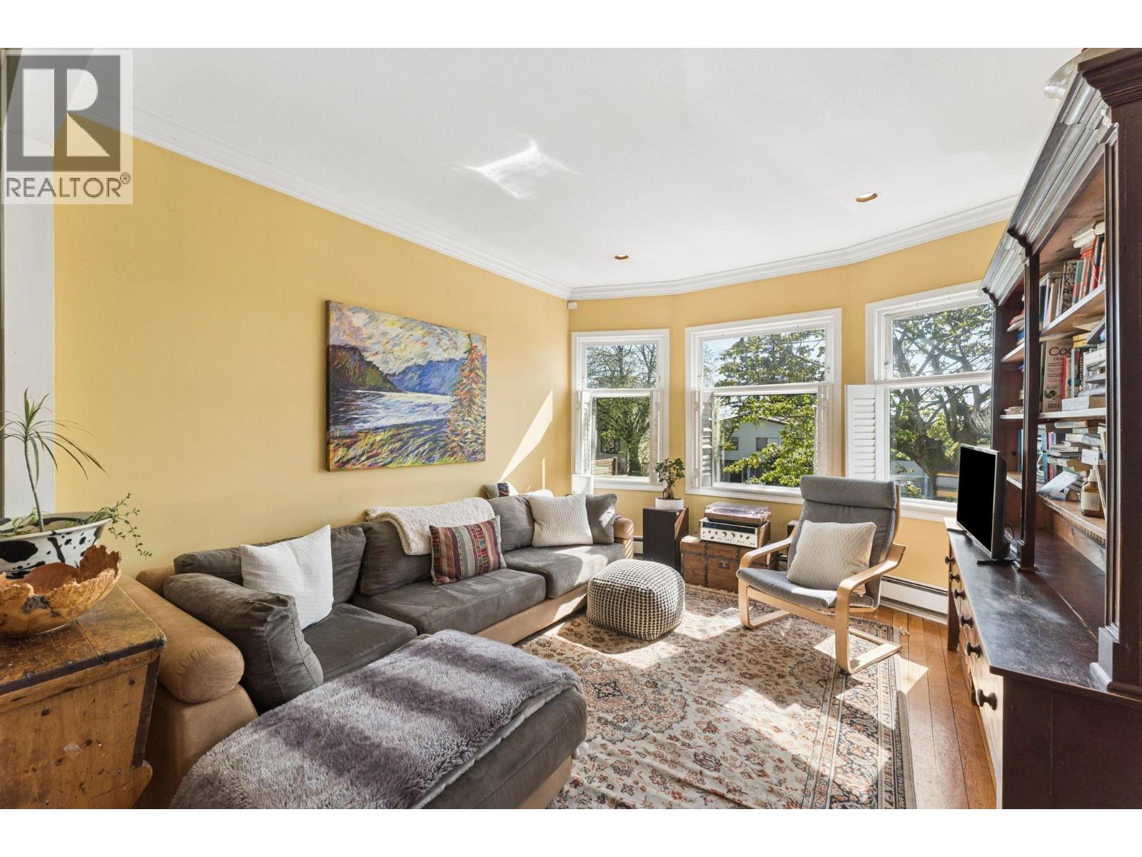 408 E 2nd Street, North Vancouver, British Columbia  V7L 1C8 - Photo 6 - R3116399