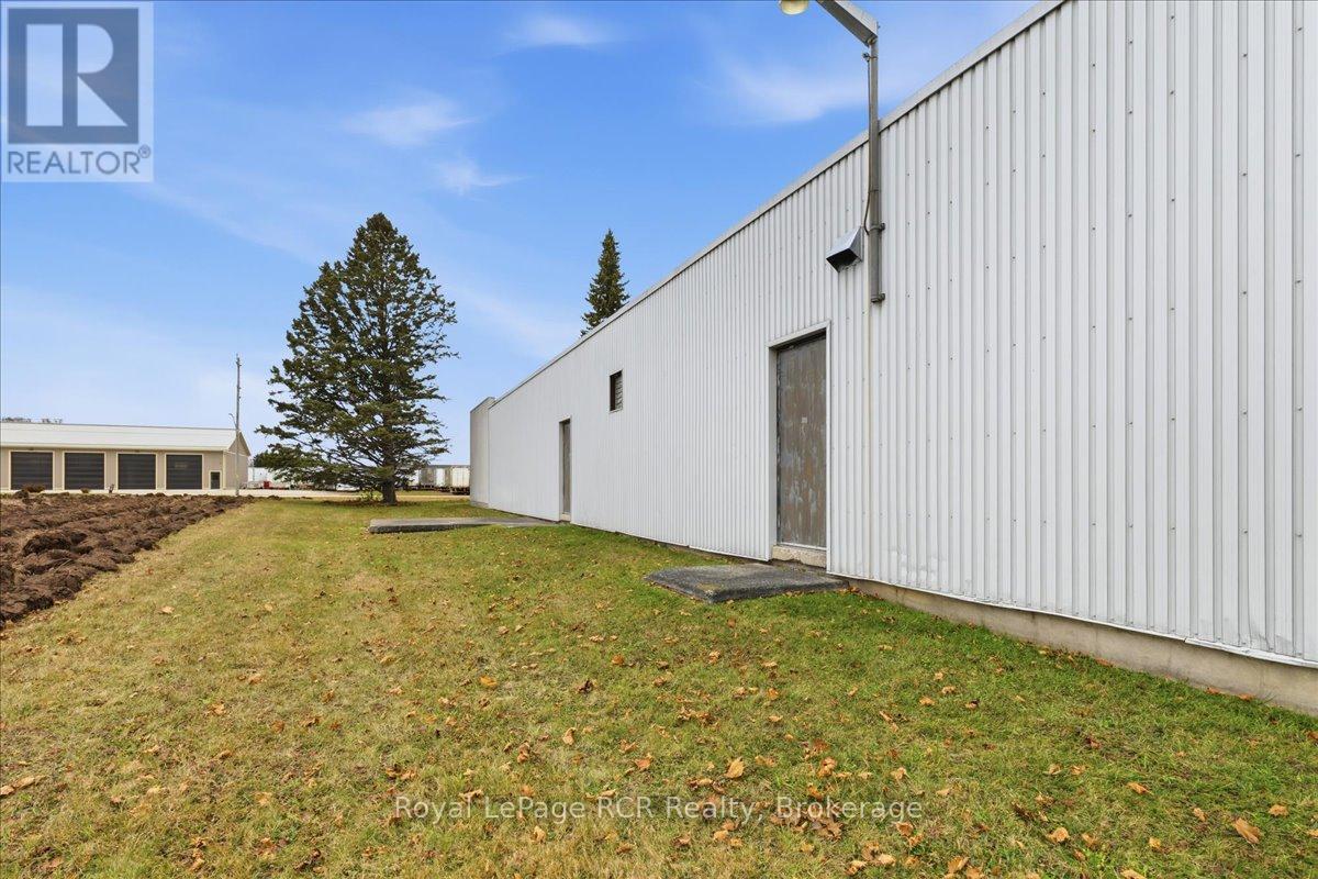 360 Perth Street, Wellington North, Ontario  N0G 2L1 - Photo 12 - X13050854