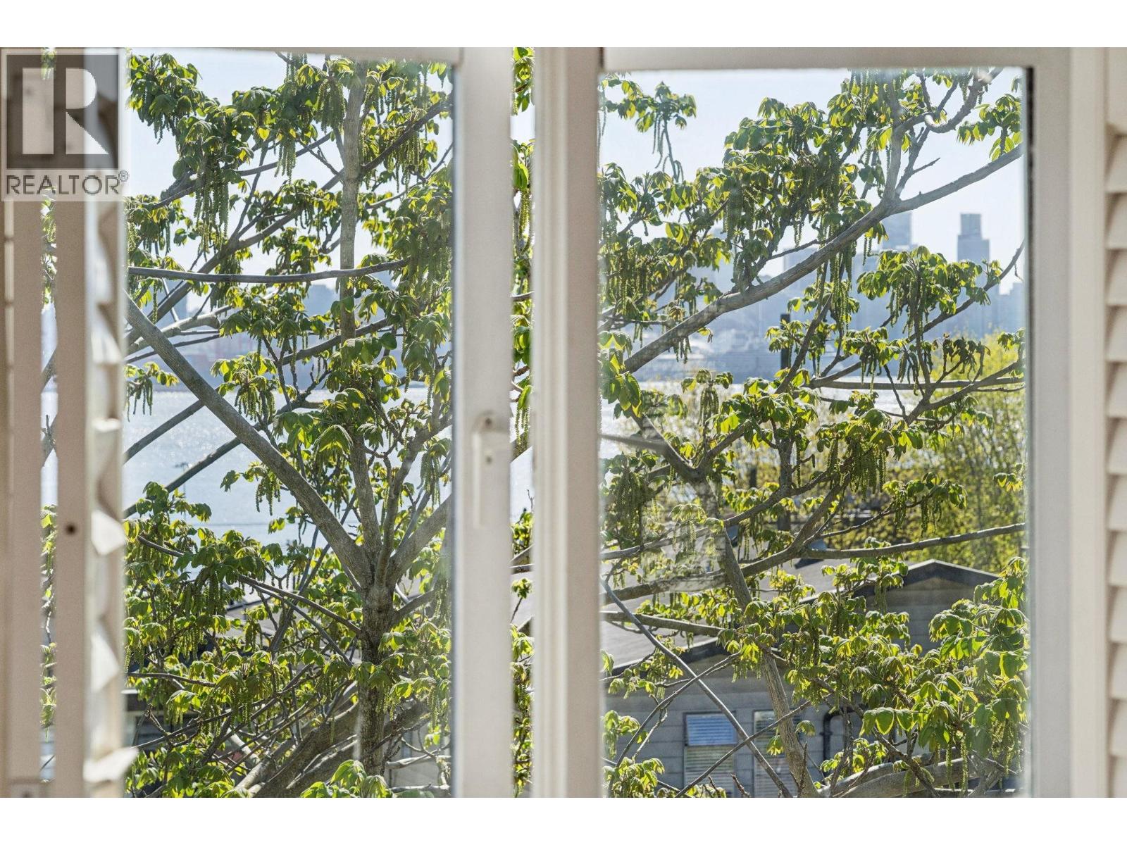 408 E 2nd Street, North Vancouver, British Columbia  V7L 1C8 - Photo 21 - R3116399