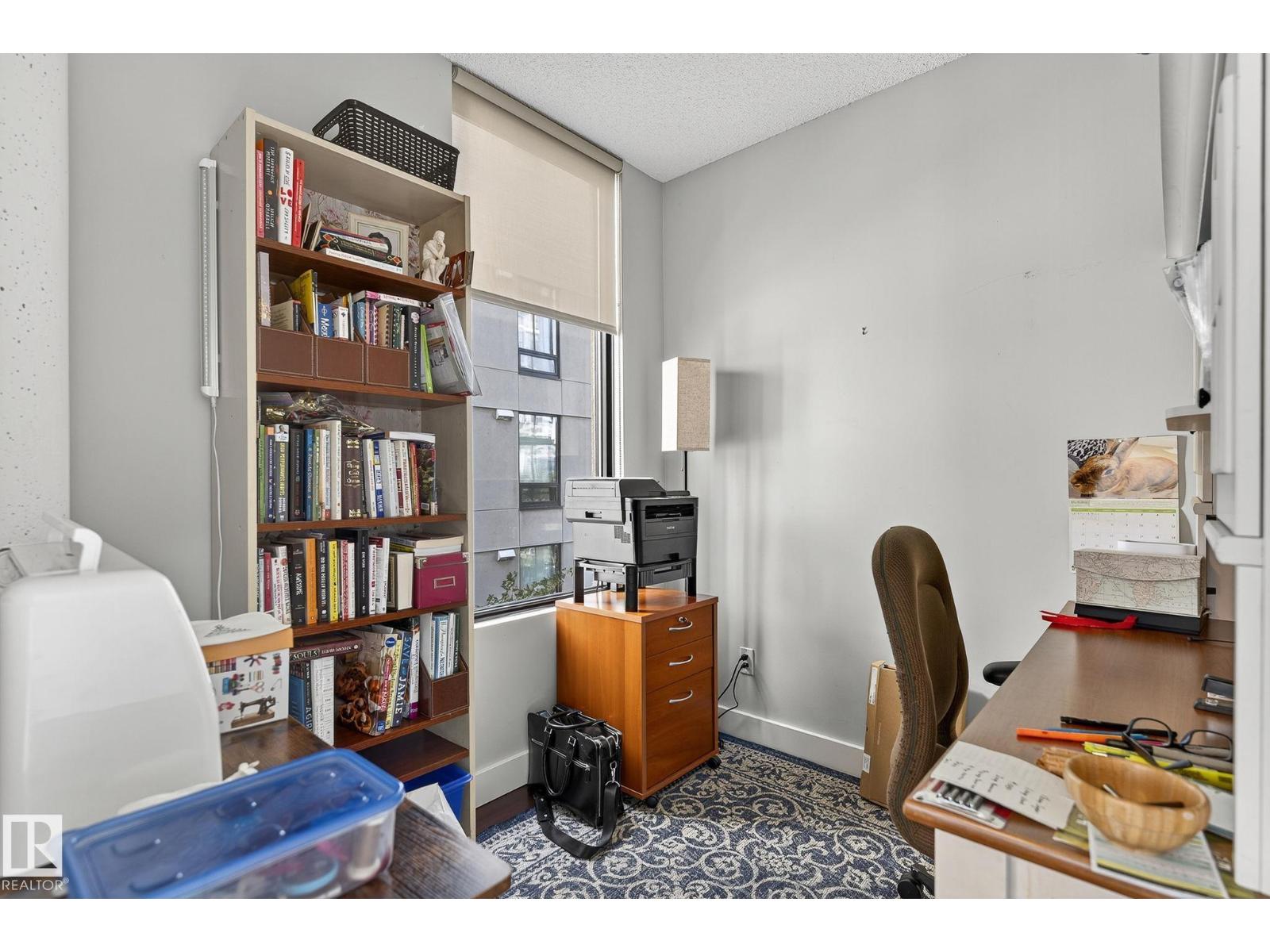 #401 10028 119 St Nw, Edmonton, Alberta  T5K 1Y8 - Photo 11 - E4484422