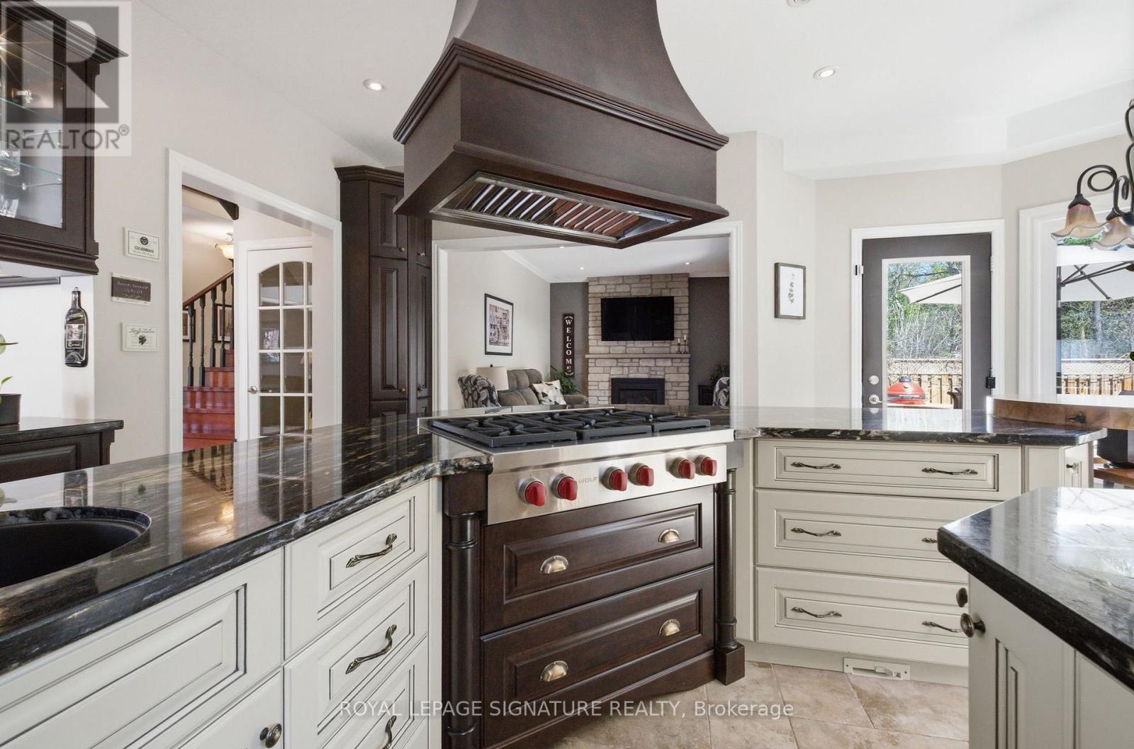 1653 Valley Ridge Crescent, Pickering, Ontario  L1V 6S7 - Photo 13 - E13050026