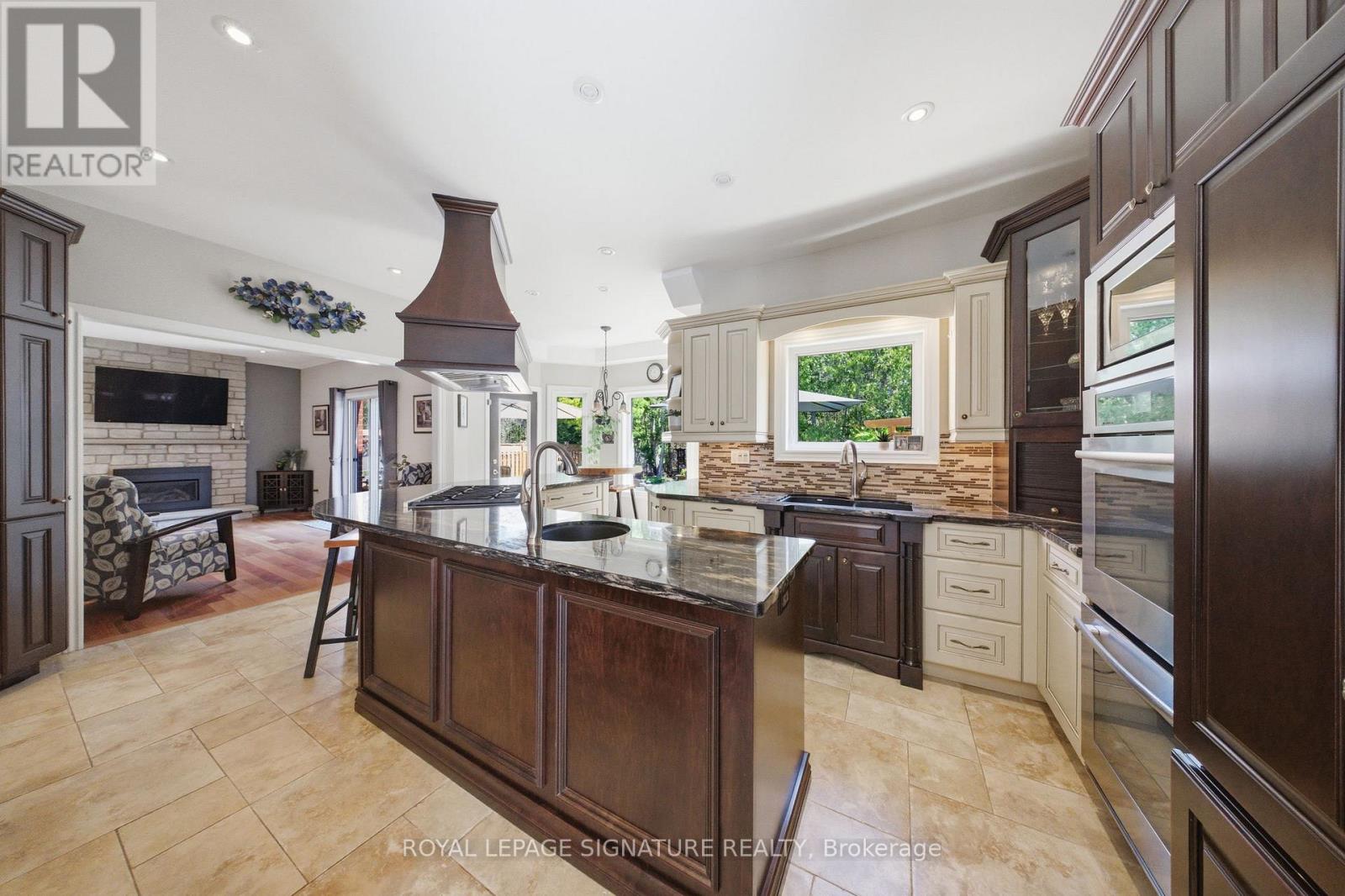 1653 Valley Ridge Crescent, Pickering, Ontario  L1V 6S7 - Photo 16 - E13050026