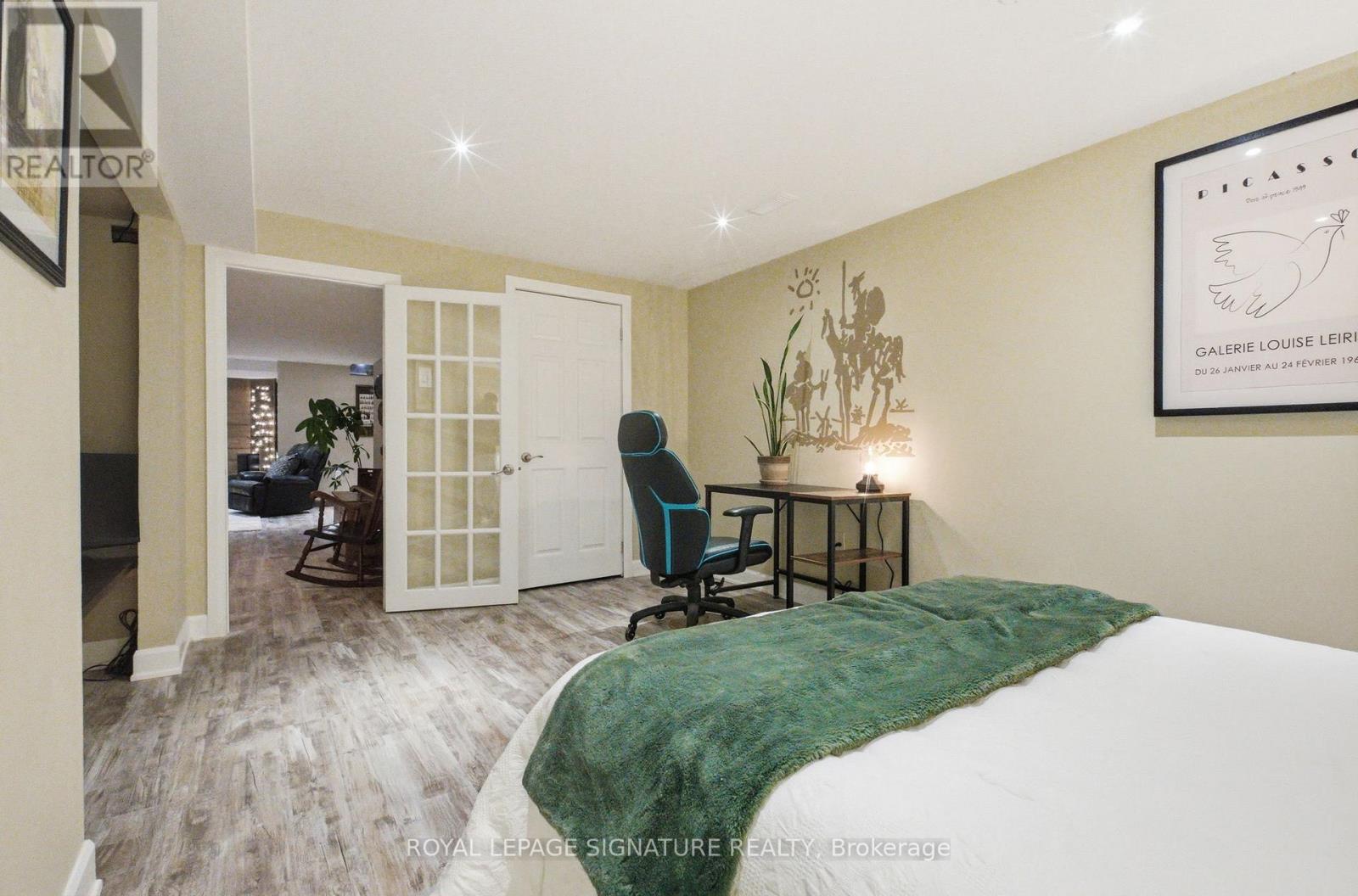 1653 Valley Ridge Crescent, Pickering, Ontario  L1V 6S7 - Photo 38 - E13050026