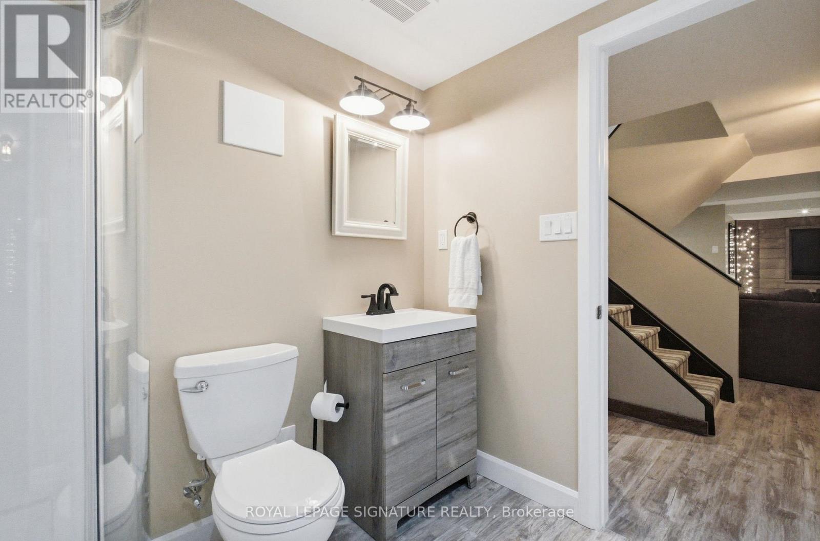 1653 Valley Ridge Crescent, Pickering, Ontario  L1V 6S7 - Photo 39 - E13050026