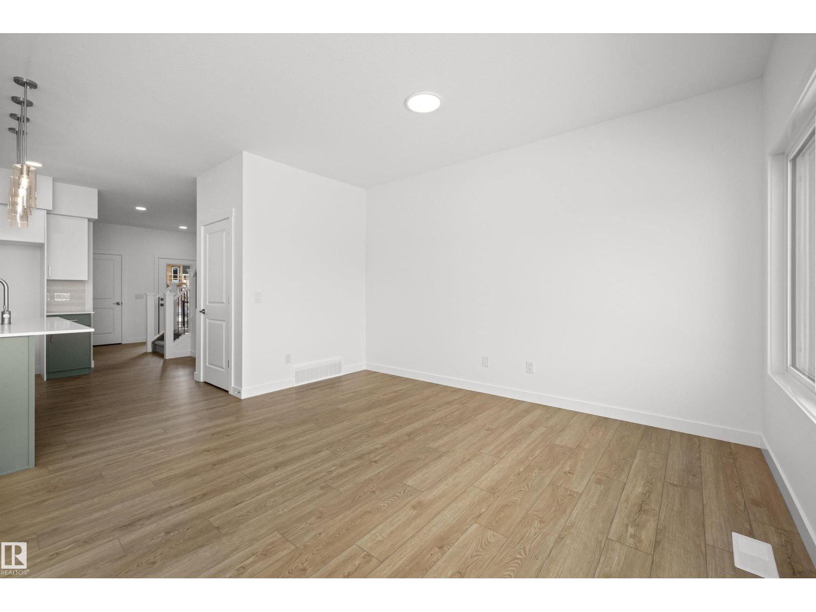 632 176 Av NE, Edmonton, Alberta  T5Y 4K3 - Photo 18 - E4476755