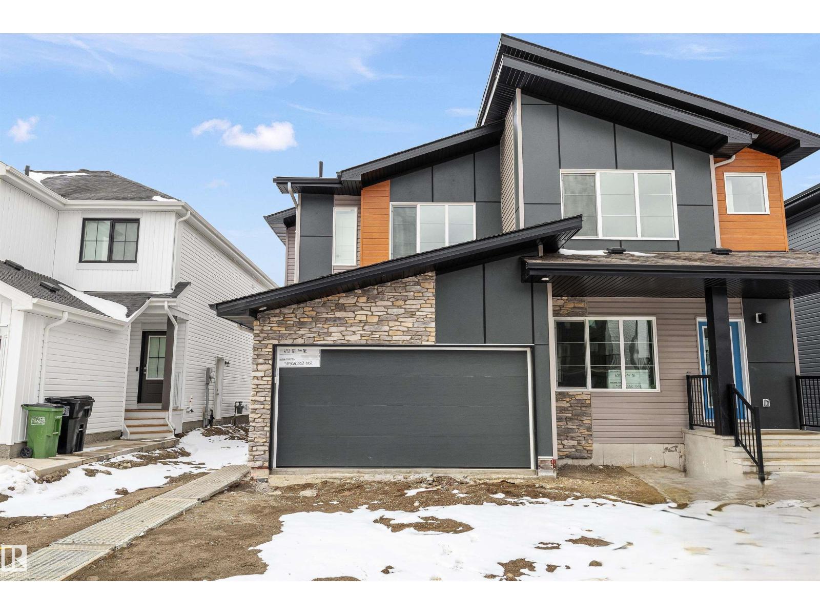 632 176 Av NE, Edmonton, Alberta  T5Y 4K3 - Photo 1 - E4476755