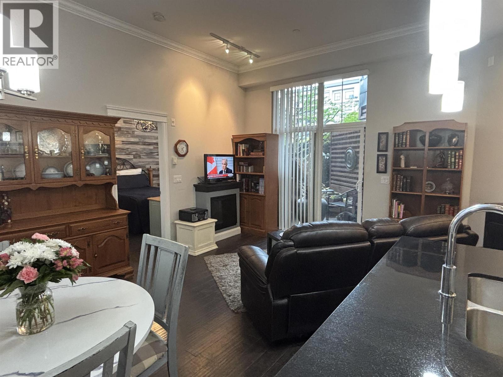 108 11882 226 Street, Maple Ridge, British Columbia  V2X 9C7 - Photo 3 - R3116441