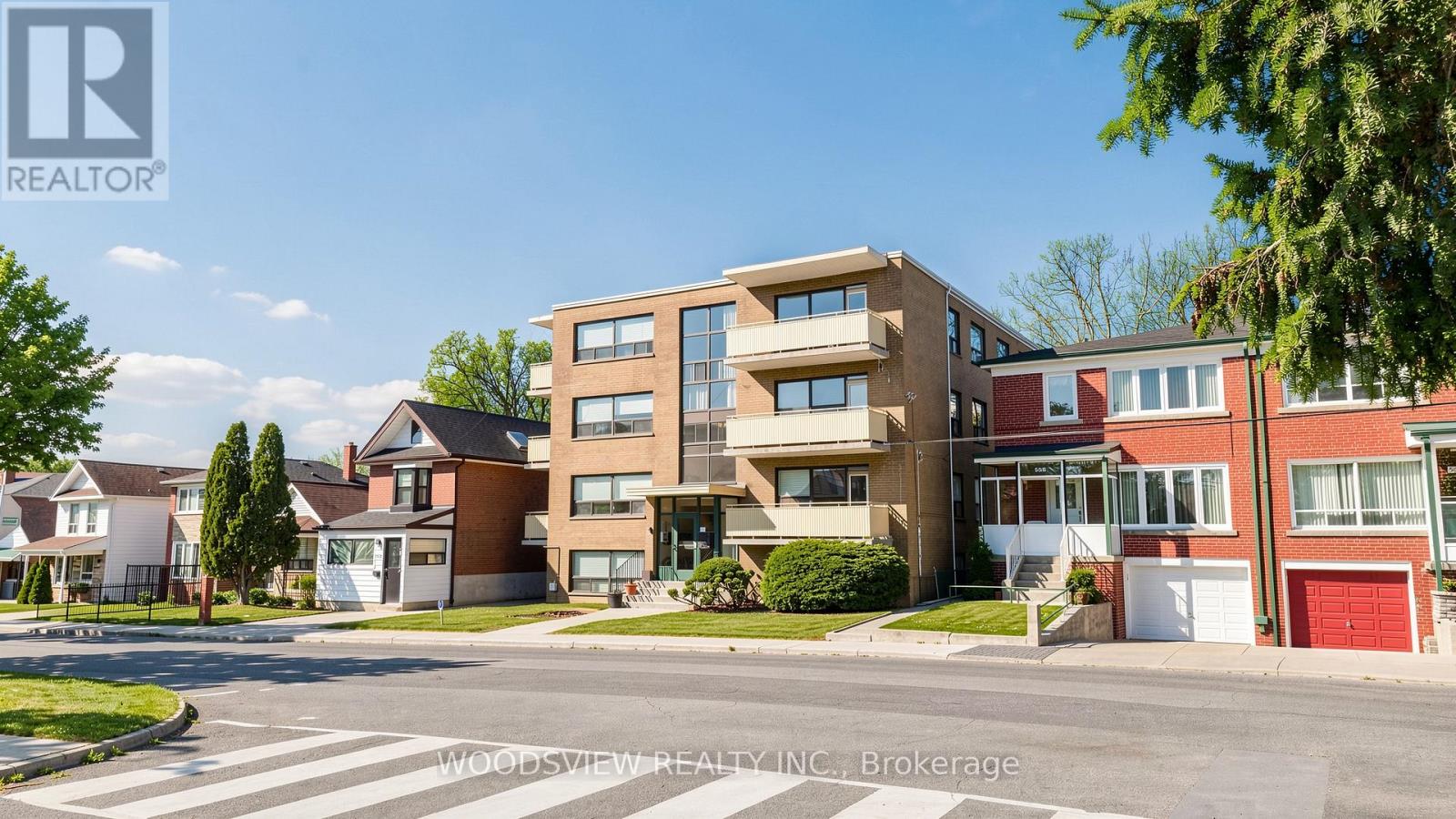 14 - 554 HARVIE AVENUE, Toronto, Ontario