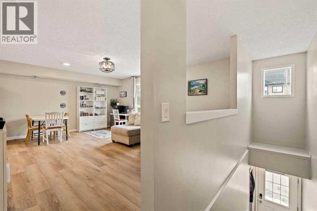 1806, 140 Sagewood Boulevard SW, Airdrie, Alberta  T4B 3H5 - Photo 4 - A2289533