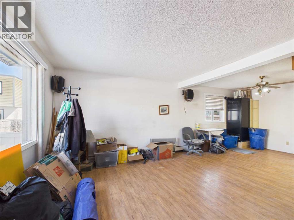 68, 3809 45 Street Sw, Calgary, Alberta  T3E 3H4 - Photo 3 - A2302365