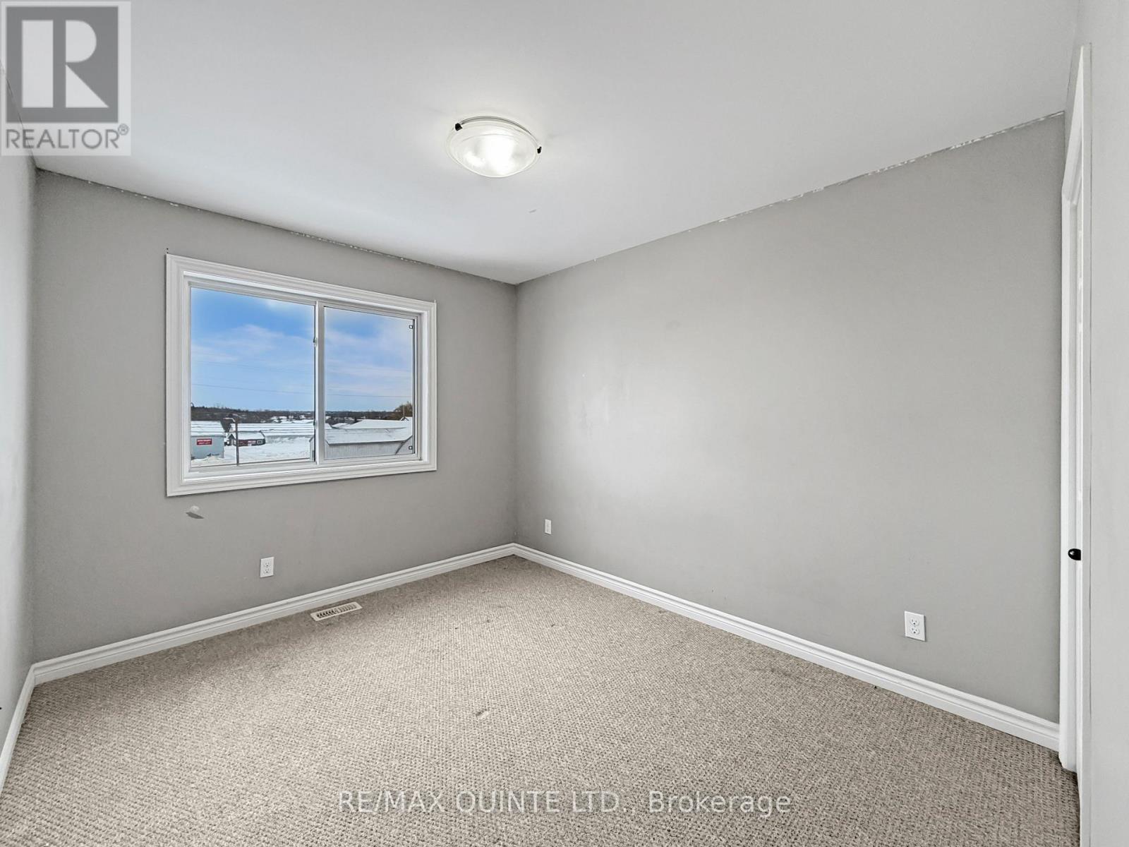 77 Mountain Ash Drive, Belleville, Ontario  K8N 0E3 - Photo 21 - X12906846