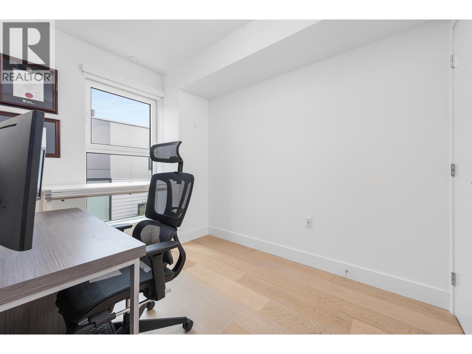 138 W Woodstock Avenue, Vancouver, British Columbia  V5Y 0N1 - Photo 15 - R3116535