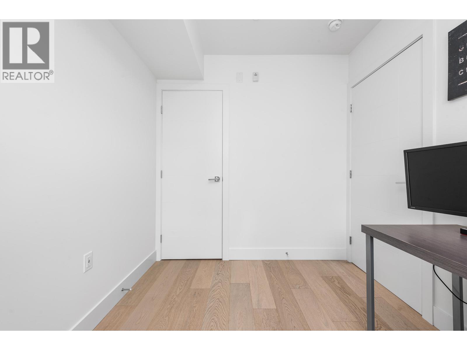 138 W Woodstock Avenue, Vancouver, British Columbia  V5Y 0N1 - Photo 16 - R3116535