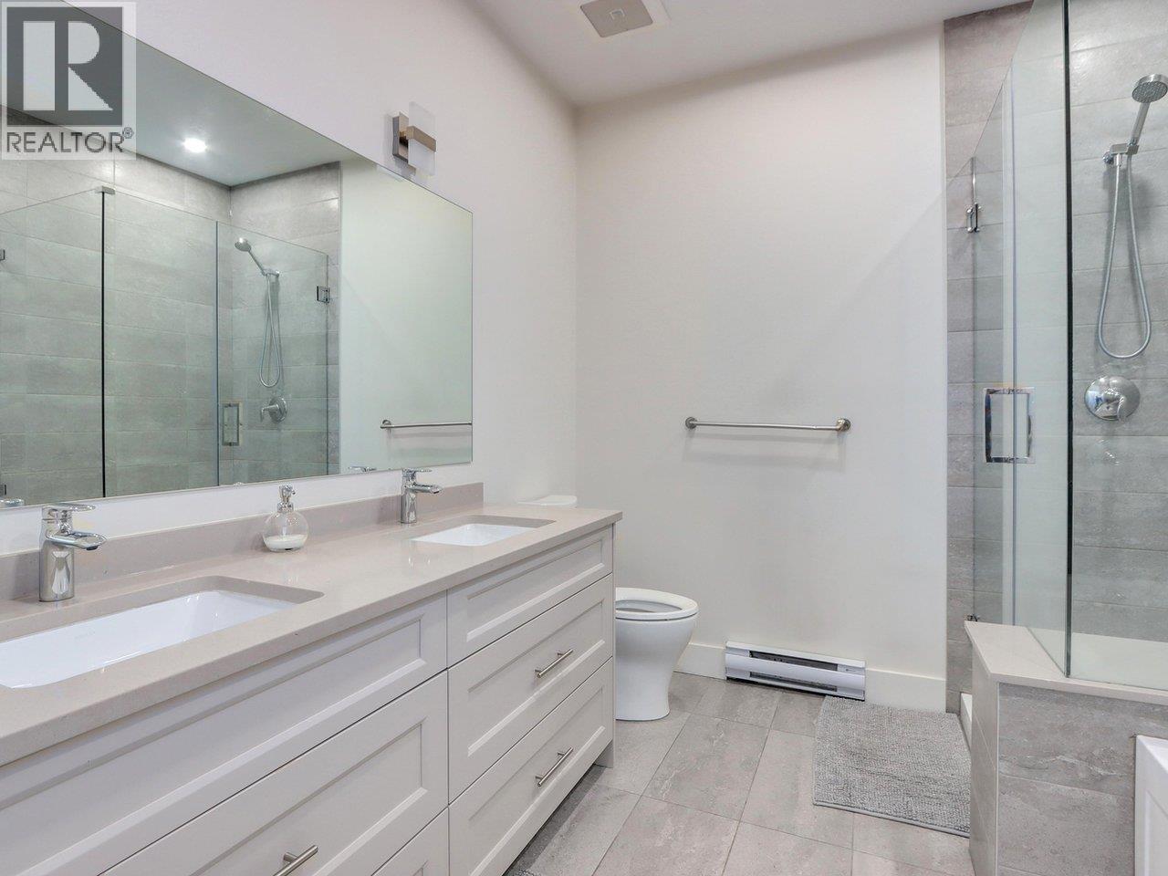 3 115 W Queens Road, North Vancouver, British Columbia  V7N 2K4 - Photo 16 - R3116536