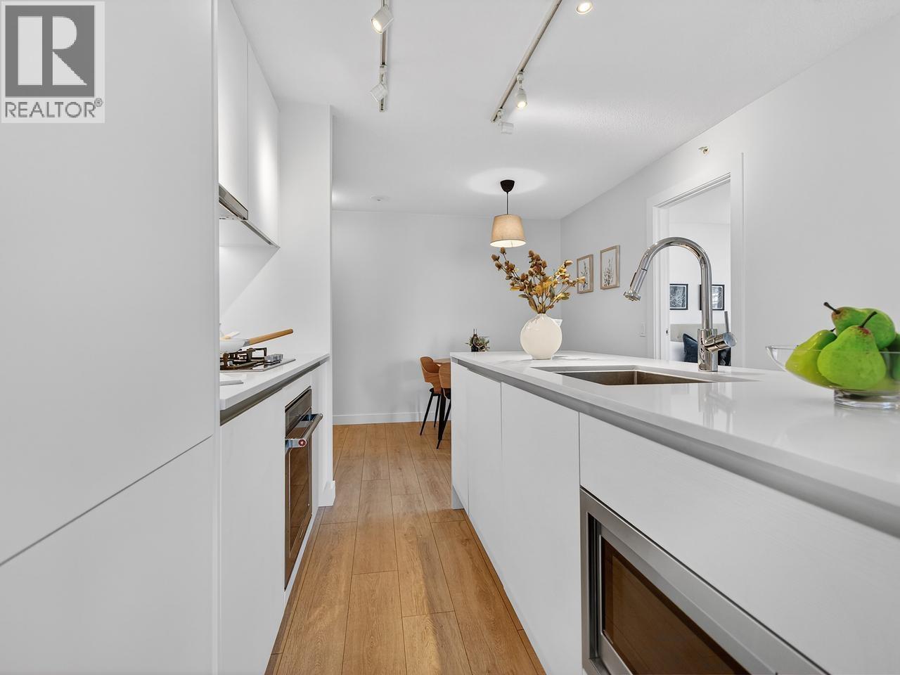 905 988 Quayside Drive, New Westminster, British Columbia  V3M 0L5 - Photo 4 - R3116541