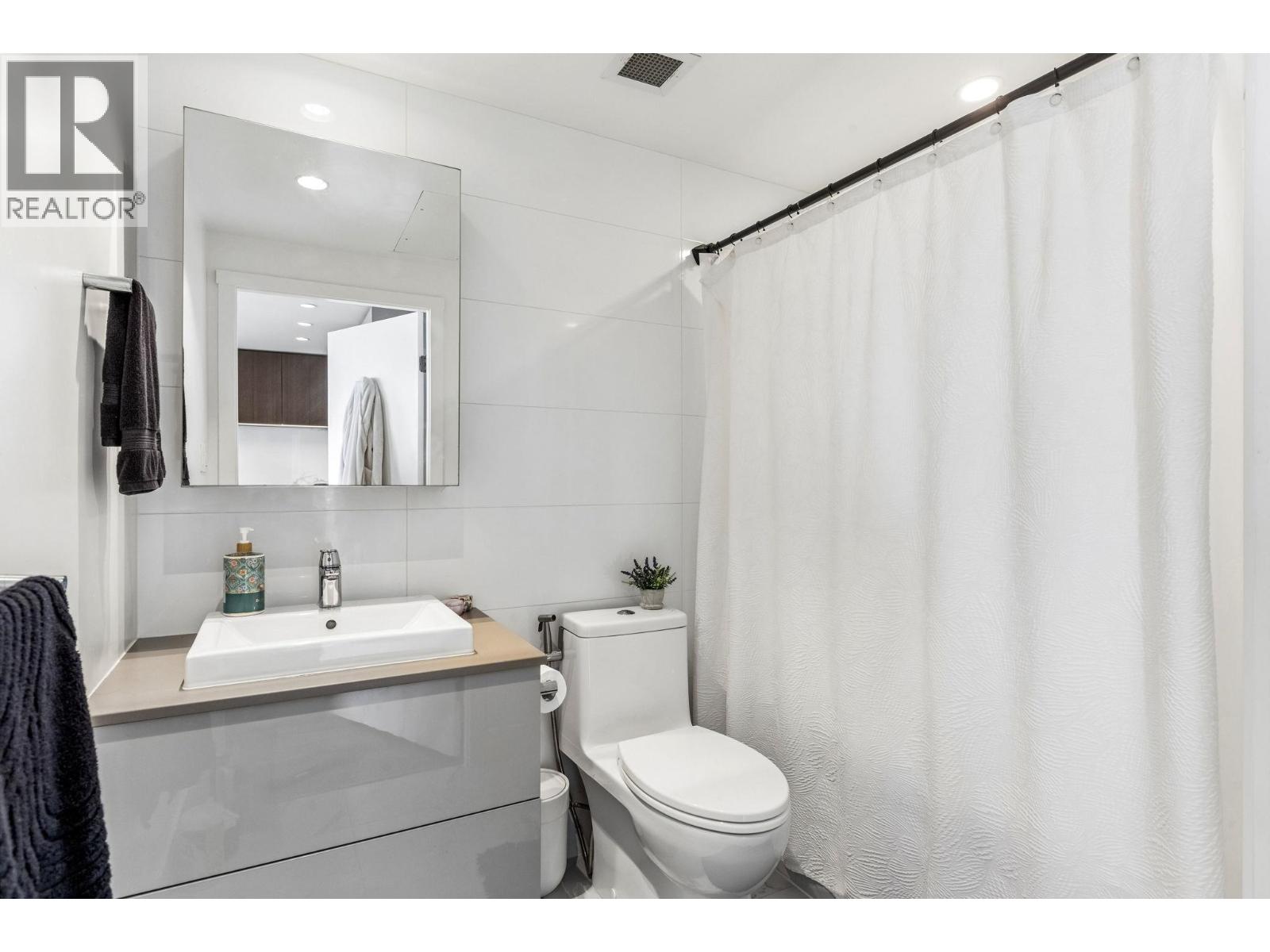 1504 1632 Lions Gate Lane, North Vancouver, British Columbia  V7P 0E2 - Photo 17 - R3116543