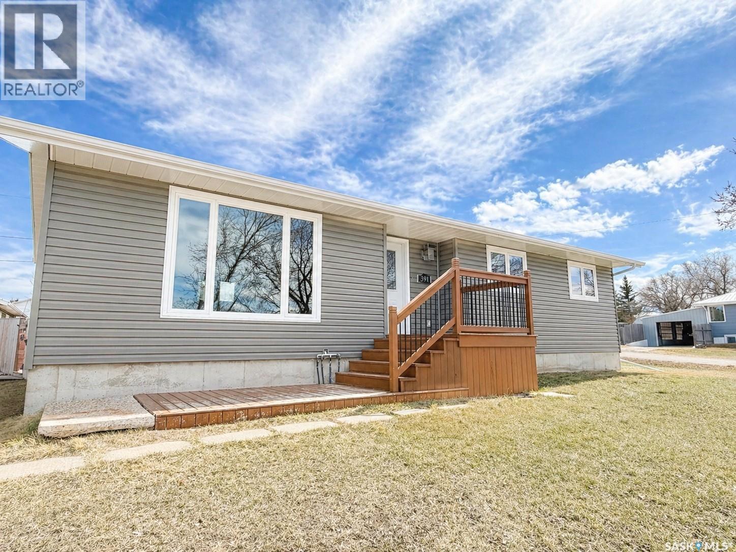 394 Standard STREET, Pennant, Saskatchewan