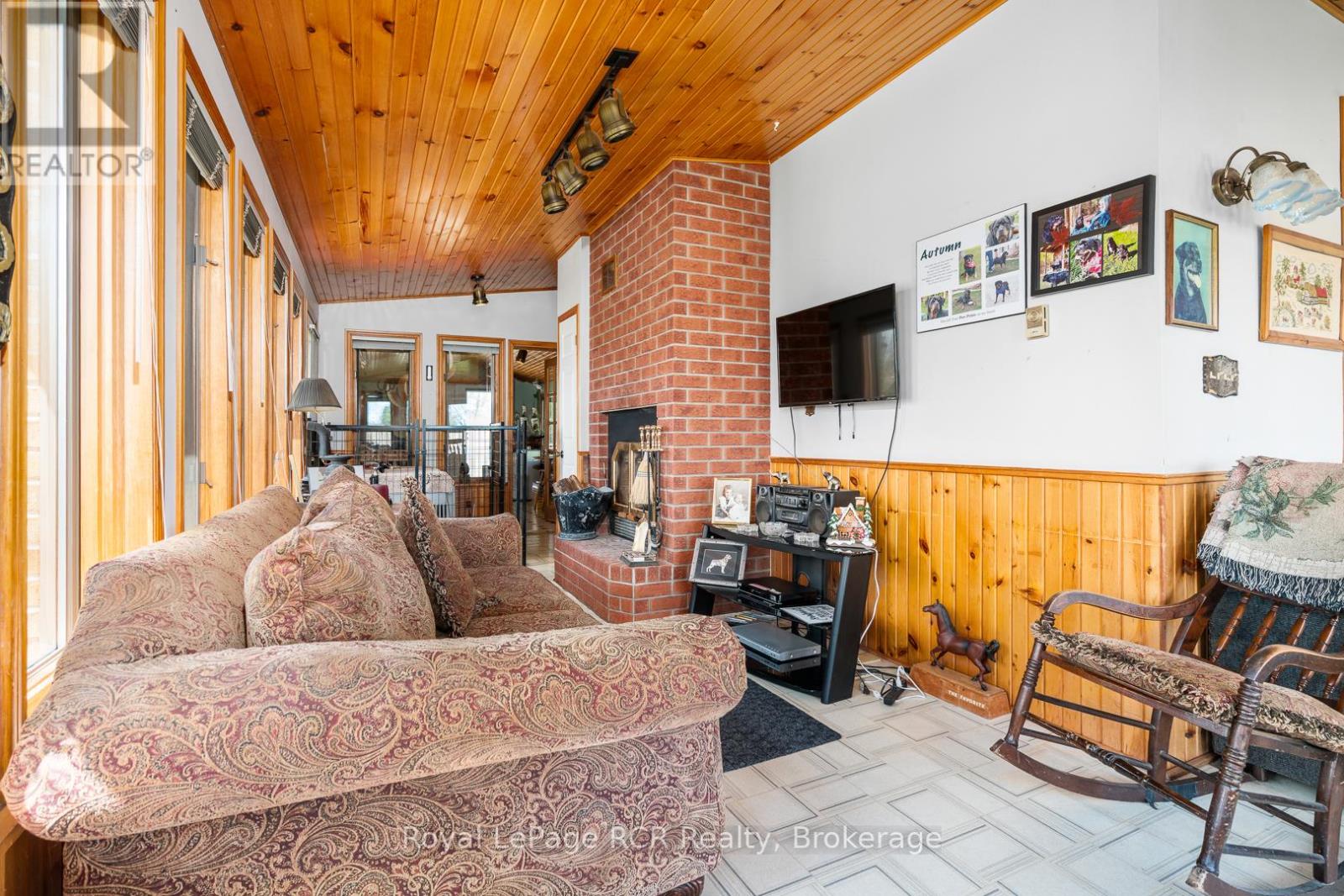 421748 Concession 6 Ndr Road, West Grey, Ontario  N0G 1S0 - Photo 16 - X13050874