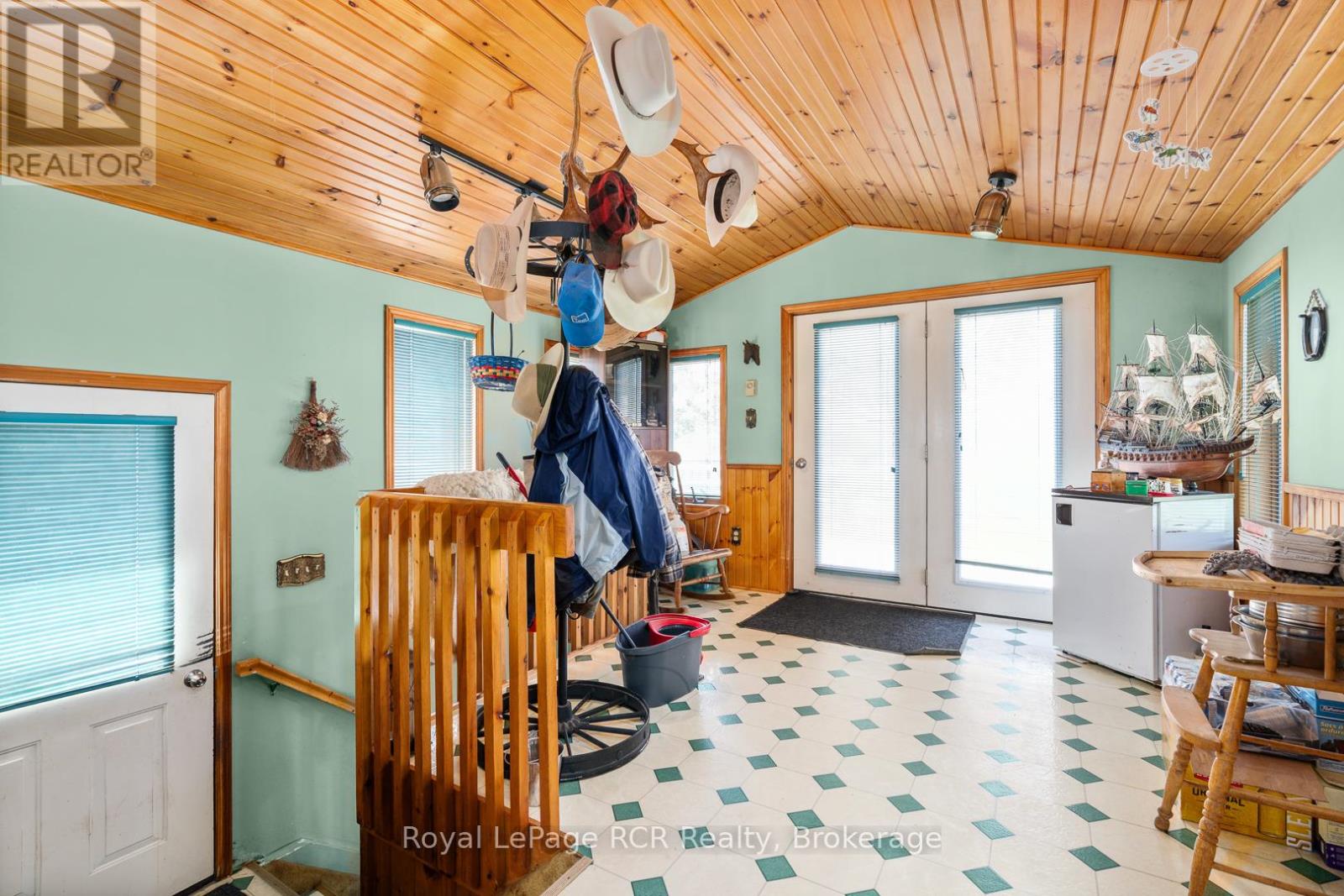 421748 Concession 6 Ndr Road, West Grey, Ontario  N0G 1S0 - Photo 25 - X13050874