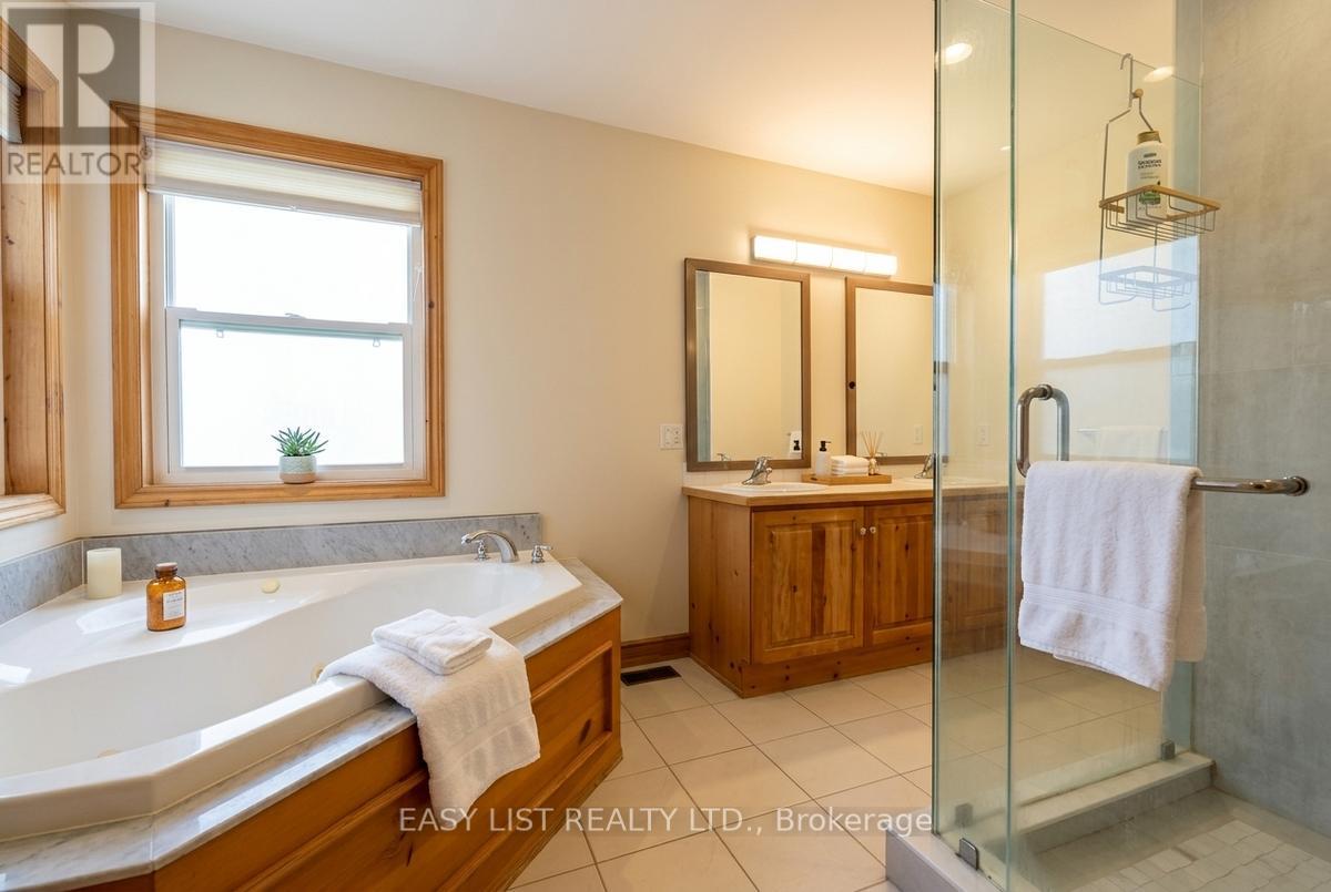 A - 274 Douglas Road, Richmond Hill, Ontario  L4E 3H7 - Photo 18 - N12614030