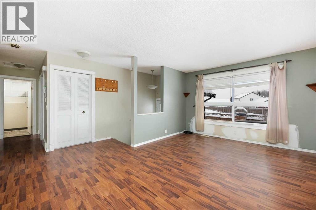 204 Tundra Drive, Fort Mcmurray, Alberta  T9H 4S8 - Photo 5 - A2305686