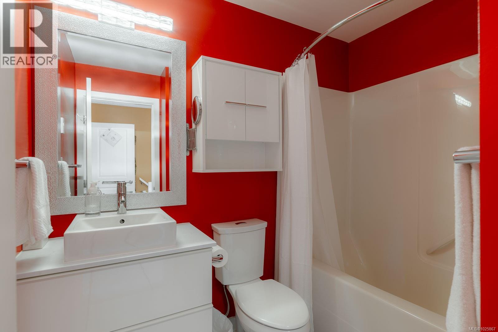 202 116 Queens Rd, Duncan, British Columbia  V9L 2W6 - Photo 17 - 1025867