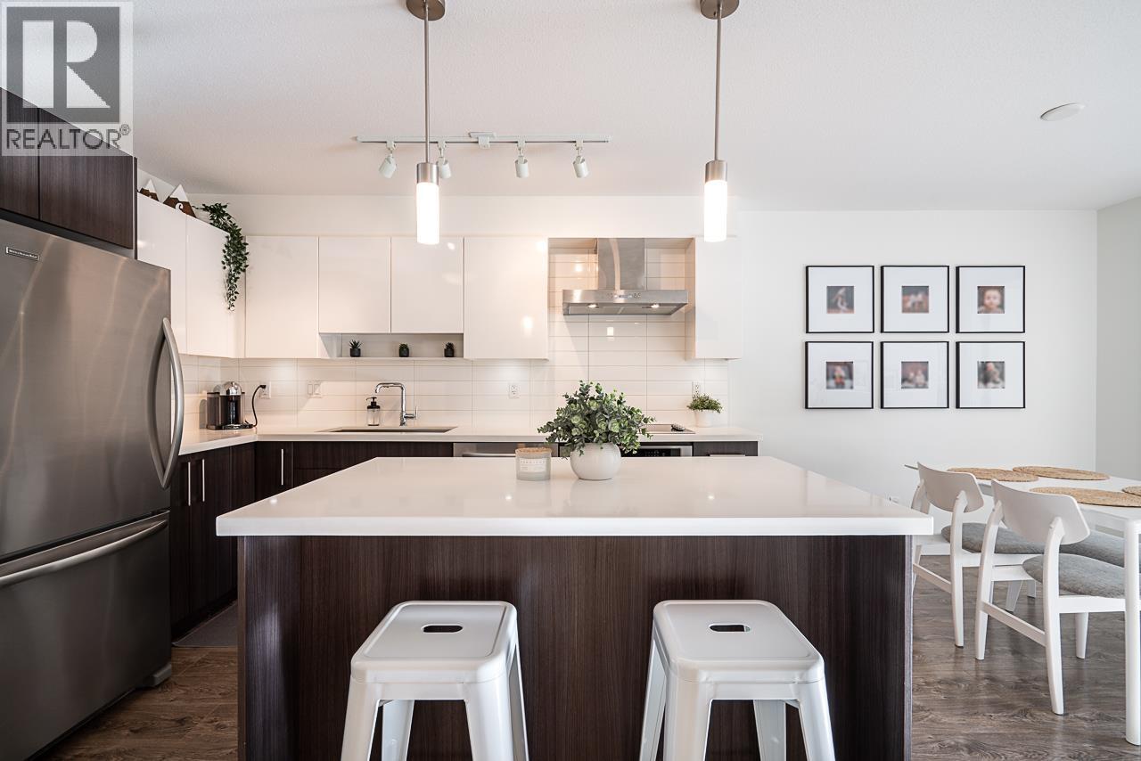 211 7131 Stride Avenue, Burnaby, British Columbia  V3N 0E3 - Photo 3 - R3116476