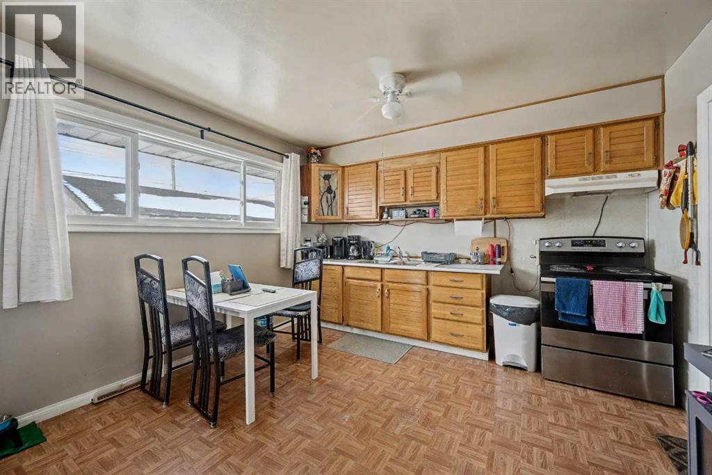 2428 46 Street Se, Calgary, Alberta  T2B 1K9 - Photo 7 - A2302790