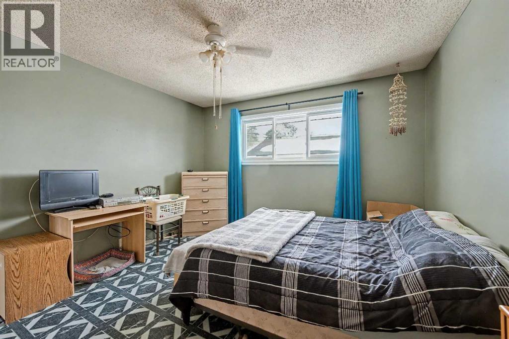 2428 46 Street Se, Calgary, Alberta  T2B 1K9 - Photo 12 - A2302790