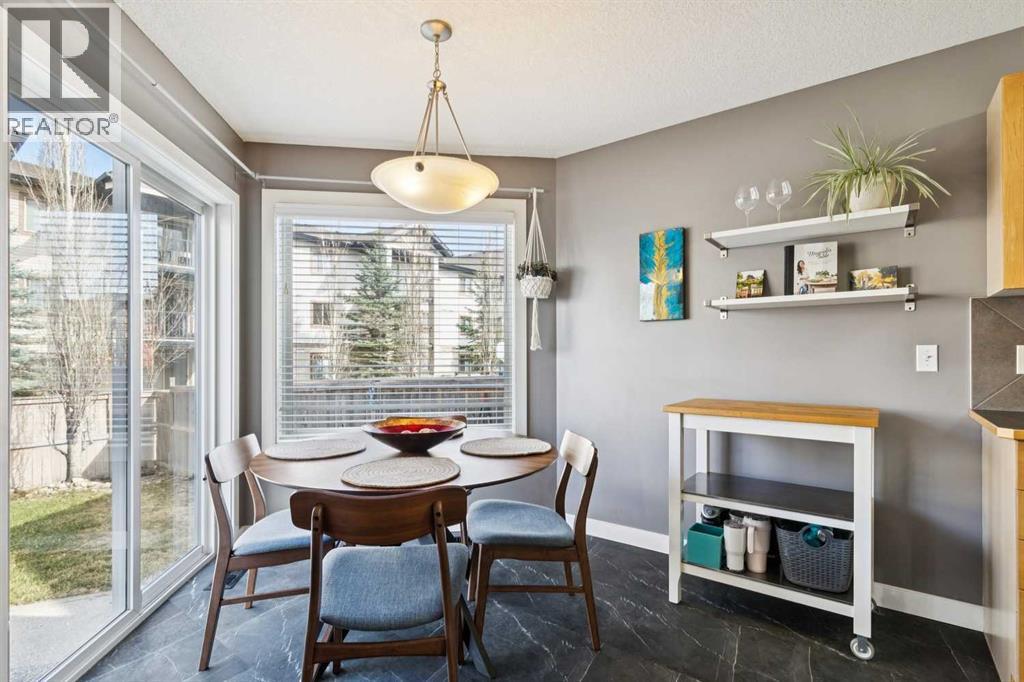 30 Bridlecrest Road Sw, Calgary, Alberta  T2Y 5J2 - Photo 9 - A2303074