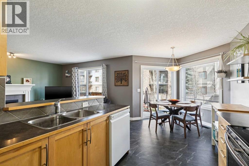30 Bridlecrest Road Sw, Calgary, Alberta  T2Y 5J2 - Photo 13 - A2303074