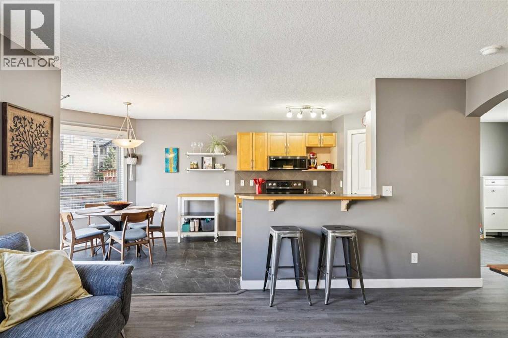 30 Bridlecrest Road Sw, Calgary, Alberta  T2Y 5J2 - Photo 8 - A2303074