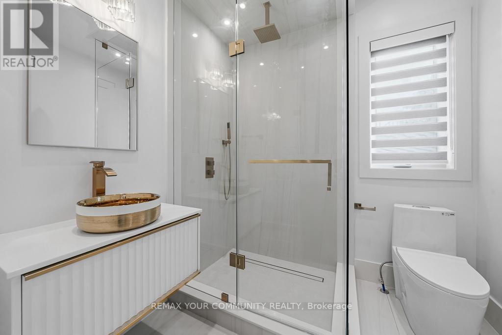 Grand Crown Suite - 217 Churchill Avenue, Toronto, Ontario  M2R 1E2 - Photo 20 - C13044036