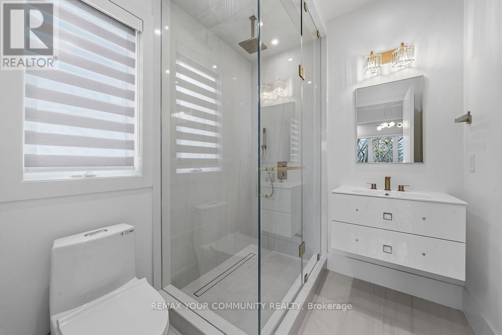 Grand Crown Suite - 217 Churchill Avenue, Toronto, Ontario  M2R 1E2 - Photo 23 - C13044036