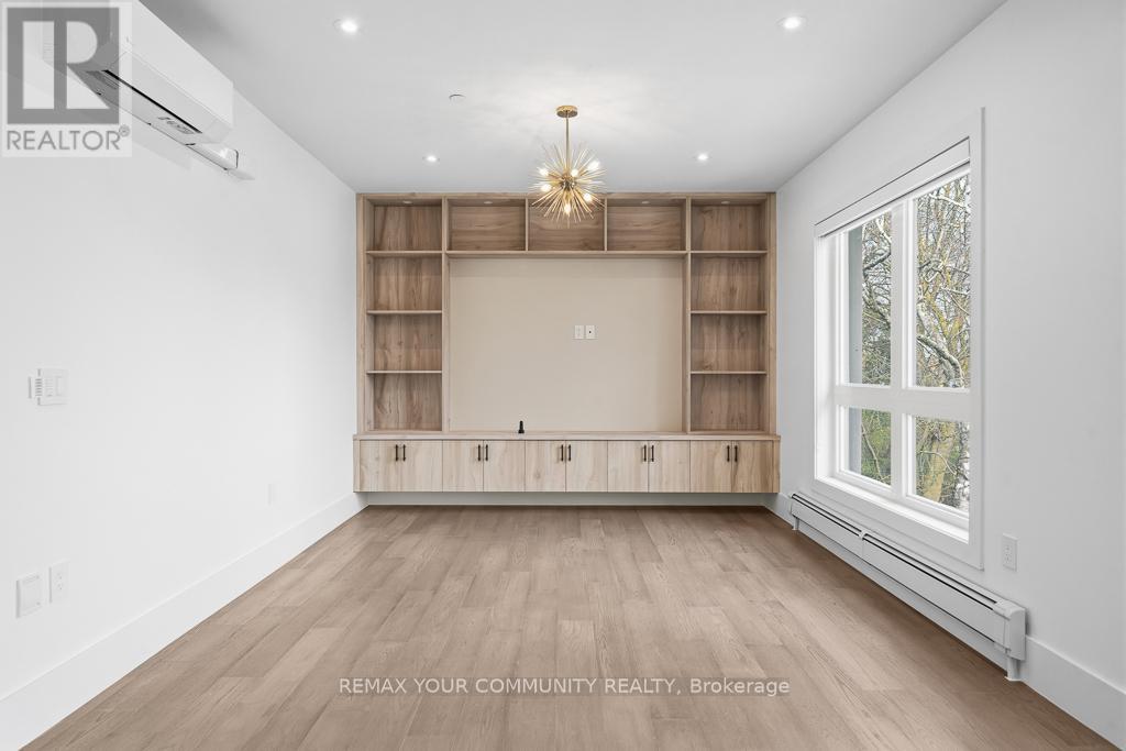 Grand Crown Suite - 217 Churchill Avenue, Toronto, Ontario  M2R 1E2 - Photo 12 - C13044036