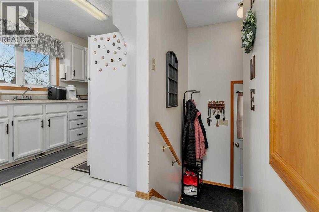 5751 55 Street, Rocky Mountain House, Alberta  T4T 1J7 - Photo 23 - A2305757