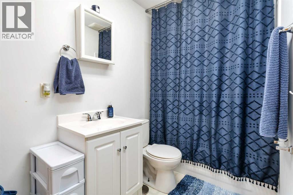 5751 55 Street, Rocky Mountain House, Alberta  T4T 1J7 - Photo 32 - A2305757