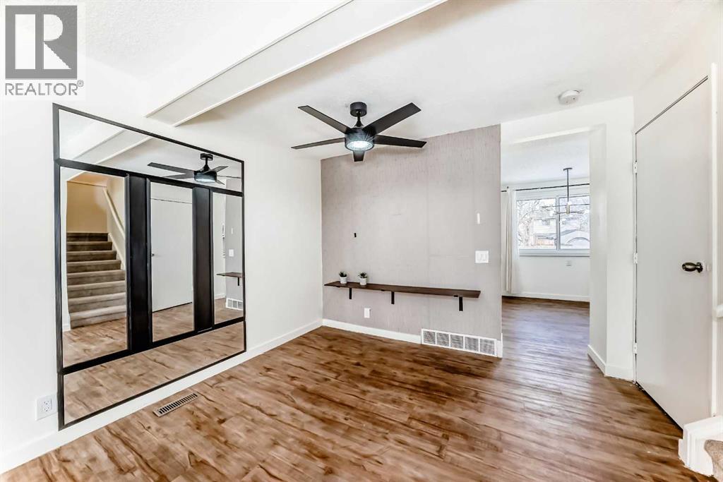 25 Erin Ridge Road Se, Calgary, Alberta  T2B 2W2 - Photo 7 - A2300688