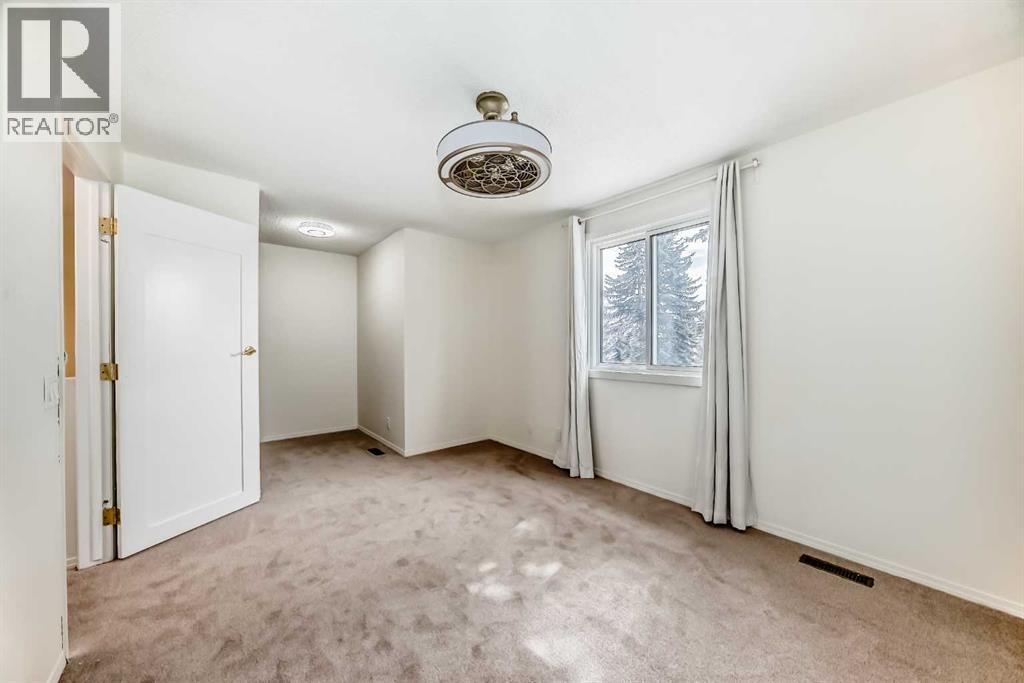 25 Erin Ridge Road Se, Calgary, Alberta  T2B 2W2 - Photo 20 - A2300688